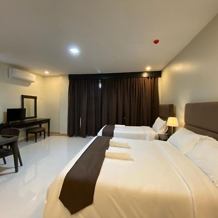 Eight Breeze Hotel Baclayon ภายนอก รูปภาพ